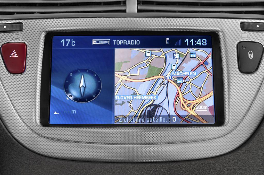 Peugeot 607 (Baujahr 2010) Platinum 4 Türen Radio und Infotainmentsystem