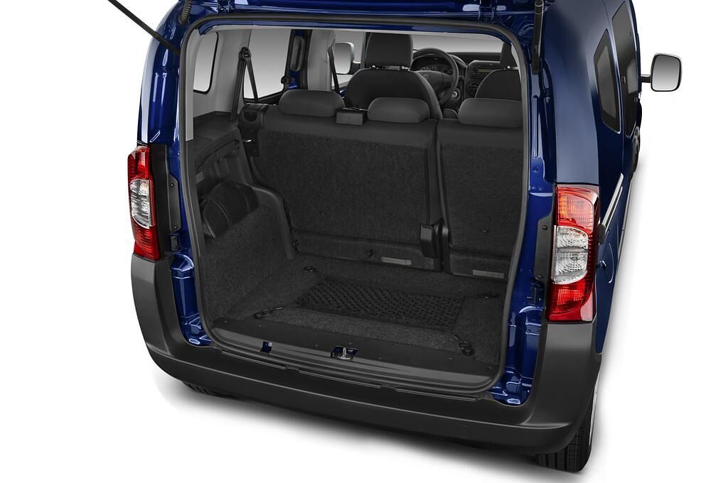 Peugeot Bipper (Baujahr 2010) - 5 Türen Kofferraum