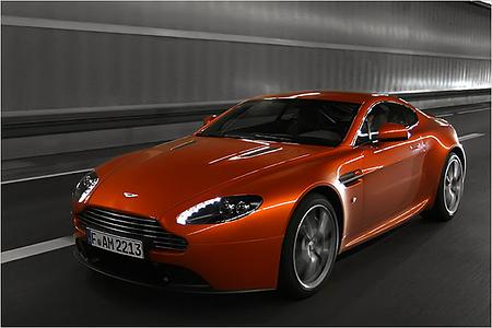 Aston Martin V8 Vantage im Test: Der englische Purist