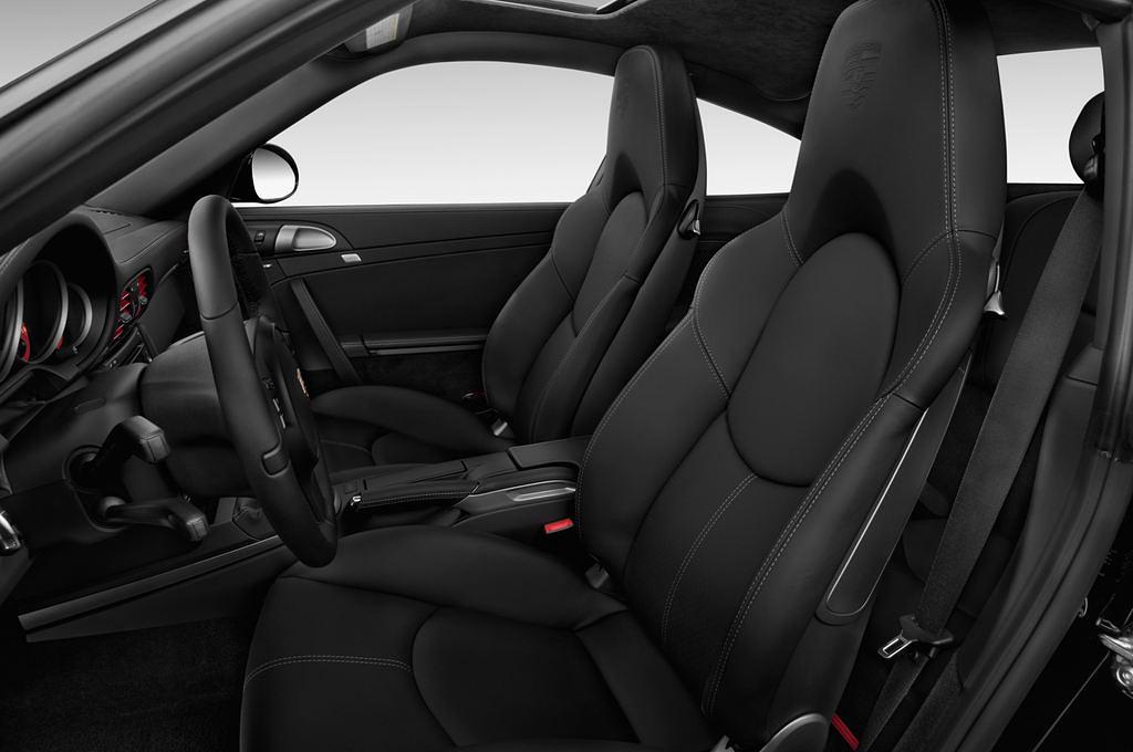 Porsche 911 Turbo (Baujahr 2012) - 2 Türen Vordersitze