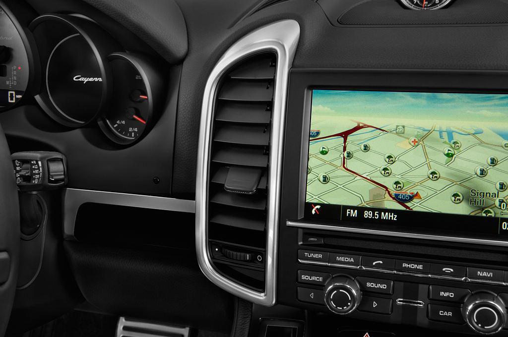Porsche Cayenne (Baujahr 2014) 3.0 S HYBRID TIPTRONIC 5 Türen Lüftung