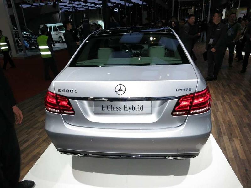 Shanghai Auto Show 2013 Mercedes E-Klasse Hybrid lang