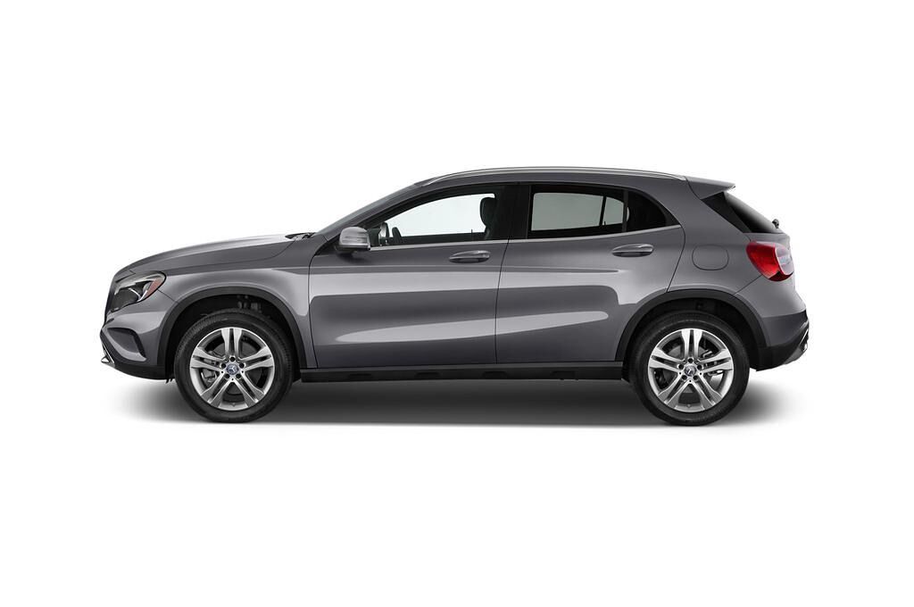 Mercedes GLA (Baujahr 2016) Urban 5 Türen Seitenansicht