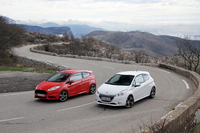 Vergleichstest Peugeot 308 GTI gegen Ford Fiesta ST
