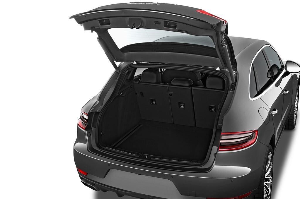 Porsche Macan (Baujahr 2016) Turbo 5 Türen Kofferraum