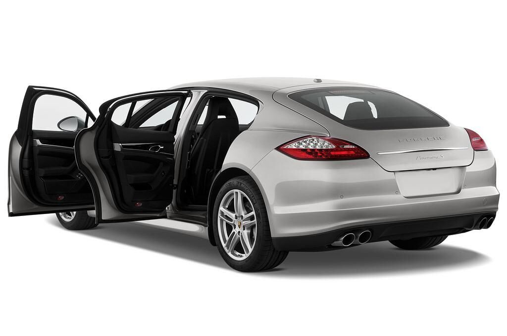 Porsche Panamera (Baujahr 2010) S 5 Türen Tür geöffnet
