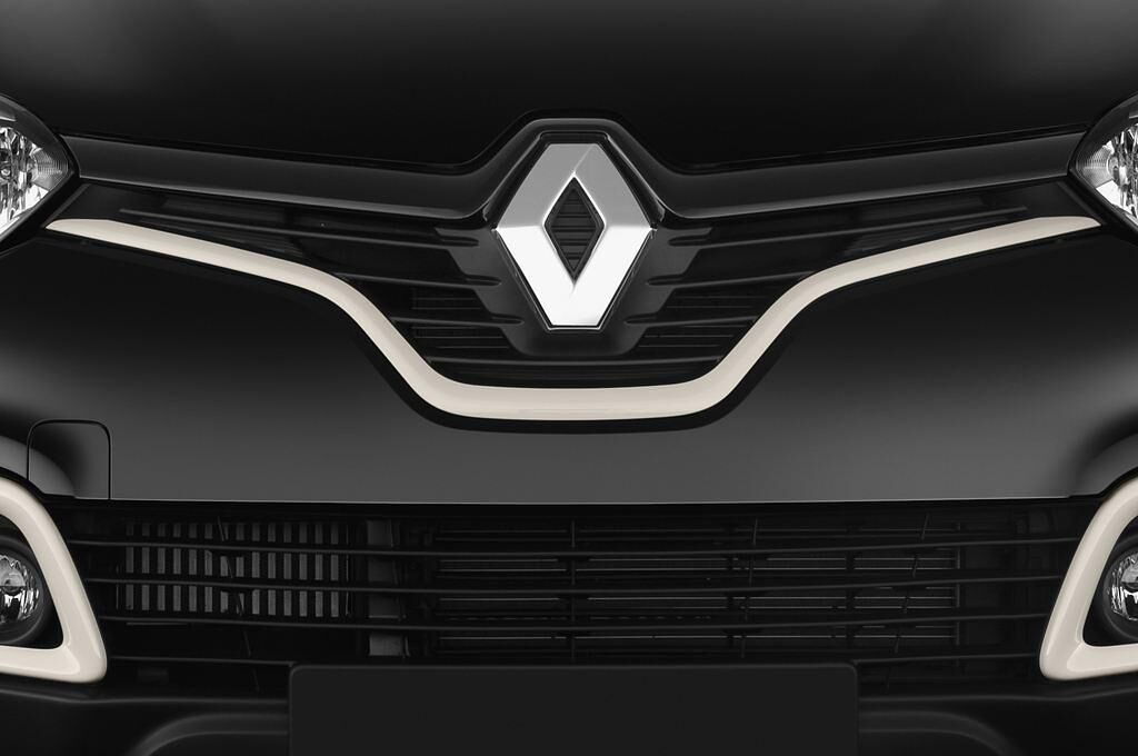 Renault Captur (Baujahr 2013) Luxe 5 Türen Kühlergrill und Scheinwerfer