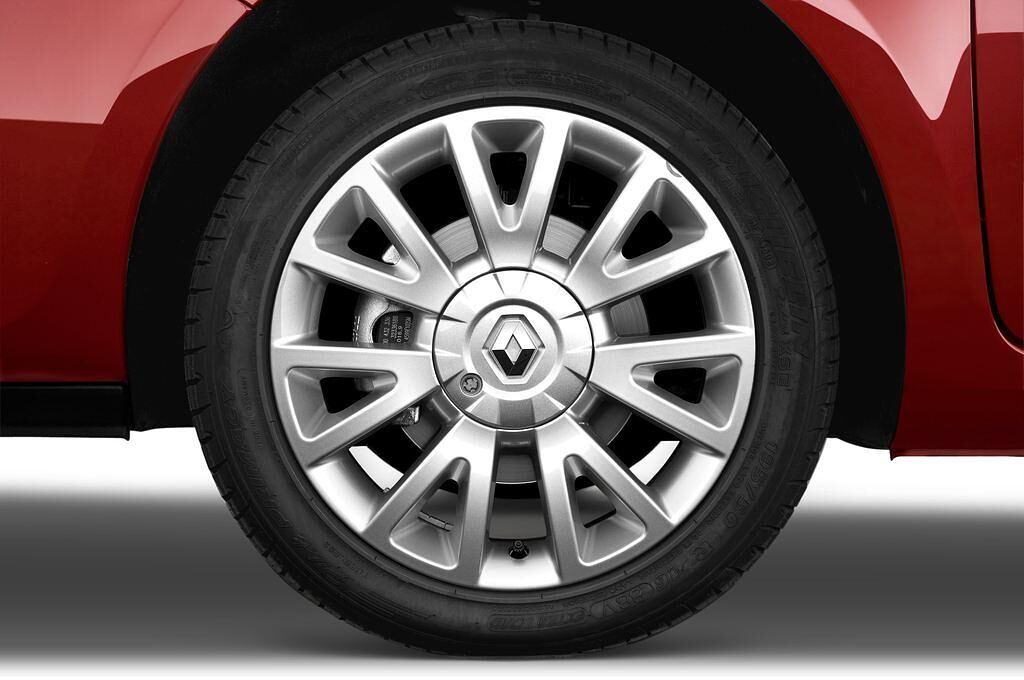 Renault Clio (Baujahr 2010) - 5 Türen Reifen und Felge