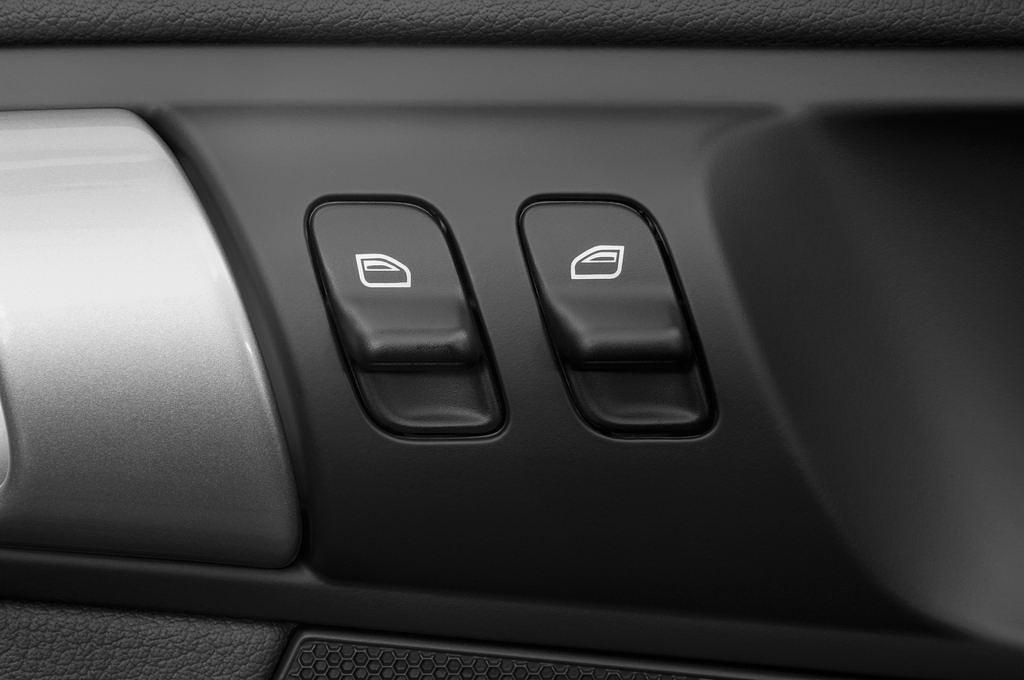 Porsche Cayman (Baujahr 2011) - 3 Türen Bedienungselemente Tür