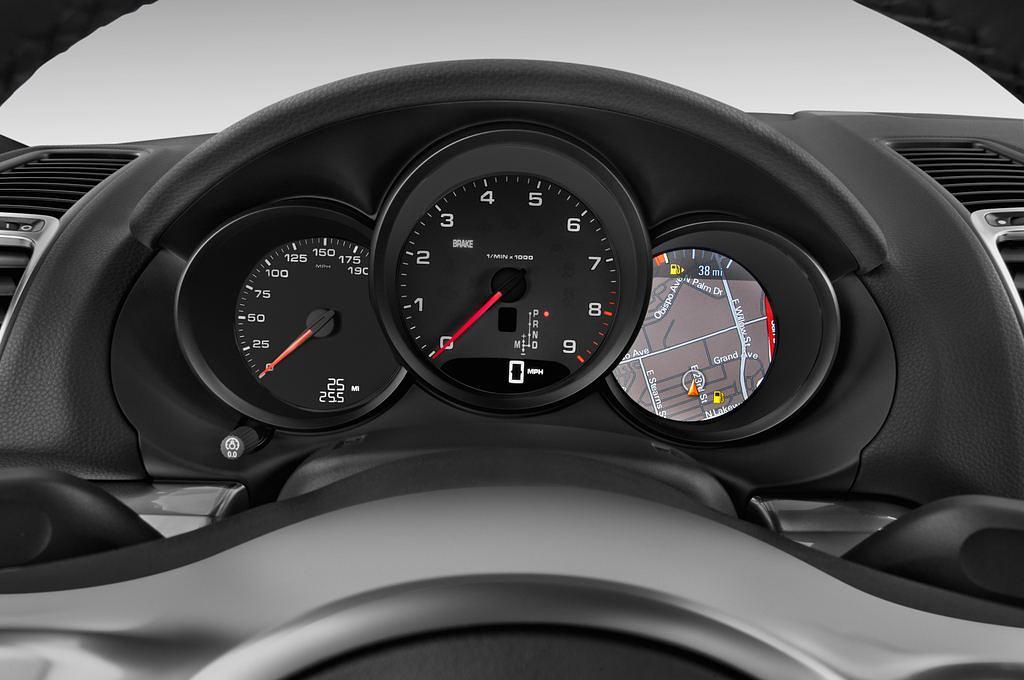 Porsche Cayman (Baujahr 2015) S 3 Türen Tacho und Fahrerinstrumente