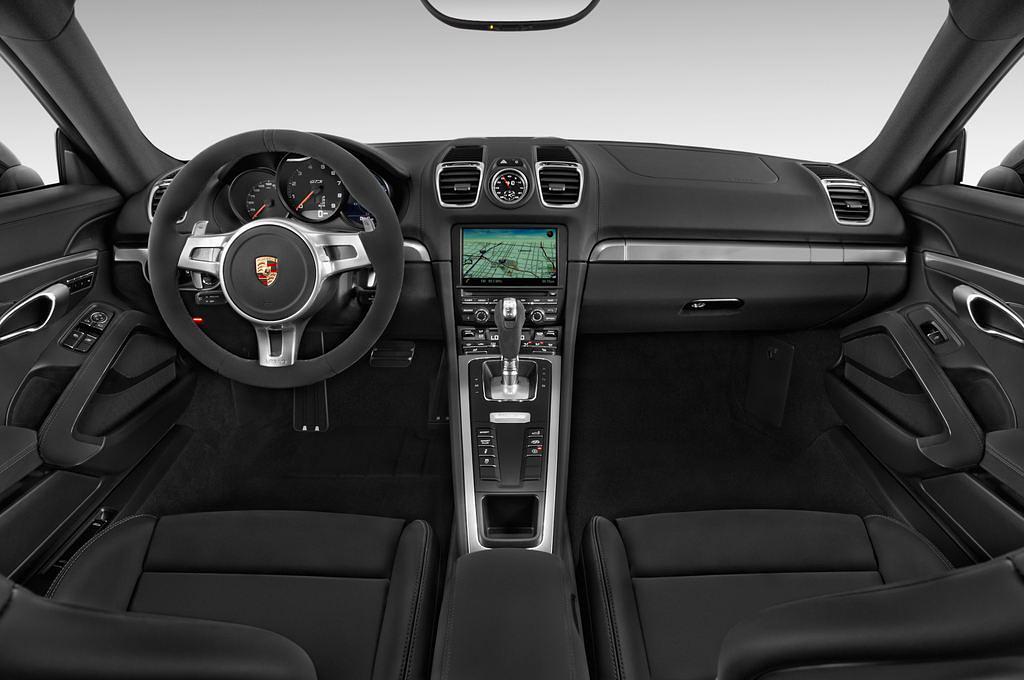 Porsche Cayman (Baujahr 2015) GTS 3 Türen Cockpit und Innenraum
