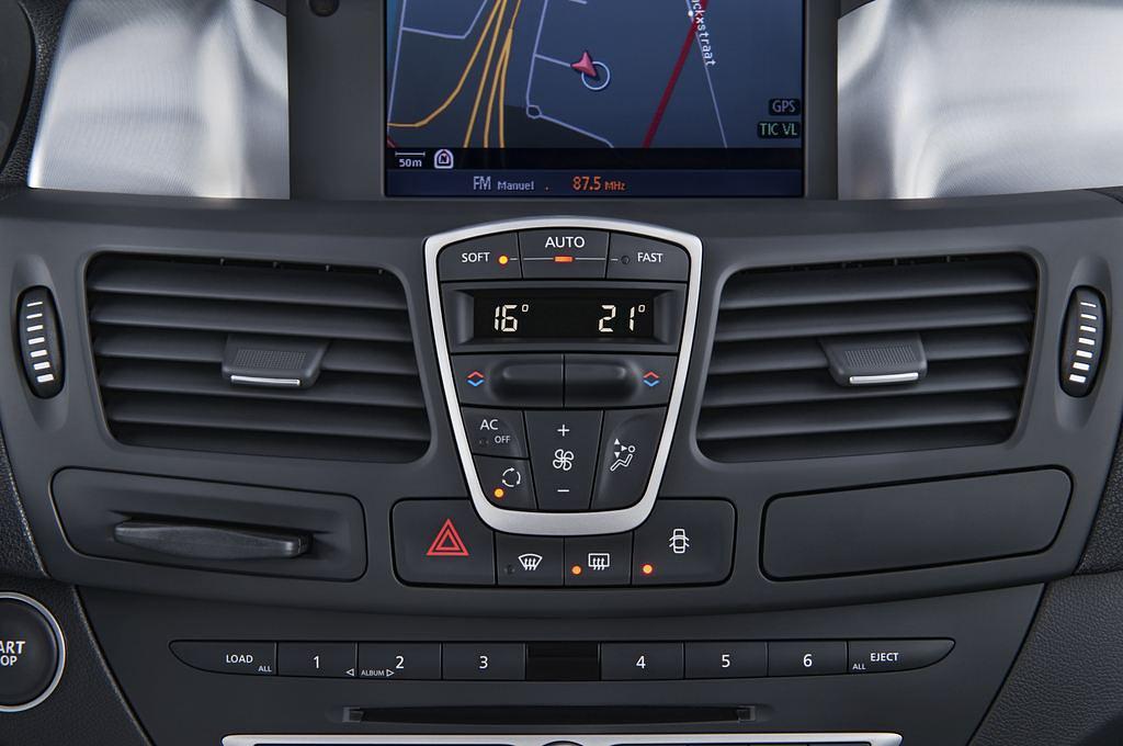 Renault Grand Scenic (Baujahr 2009) Dynamique 5 Türen Temperatur und Klimaanlage