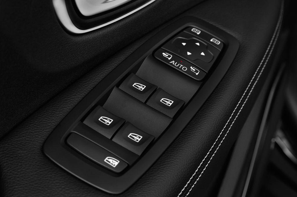 Renault Grand Scenic (Baujahr 2017) Bose Edition 5 Türen Bedienungselemente Tür