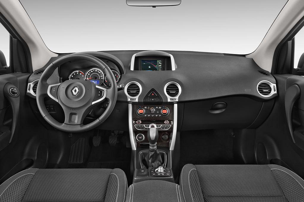Renault Koleos (Baujahr 2011) Dynamique 5 Türen Cockpit und Innenraum