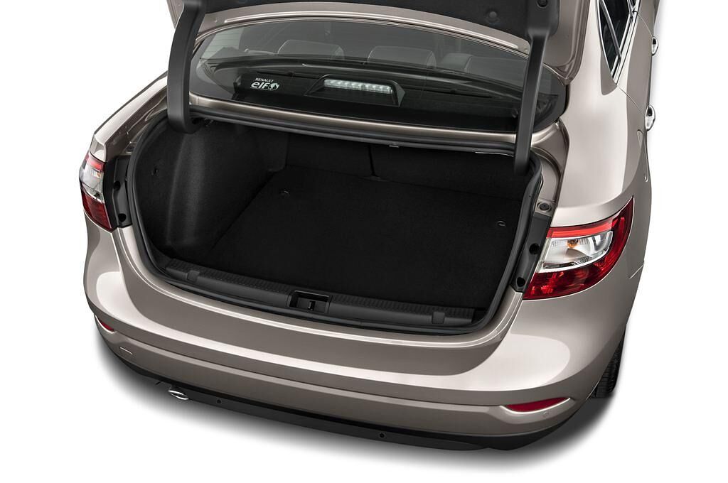 Renault Fluence (Baujahr 2011) Dynamique 4 Türen Kofferraum