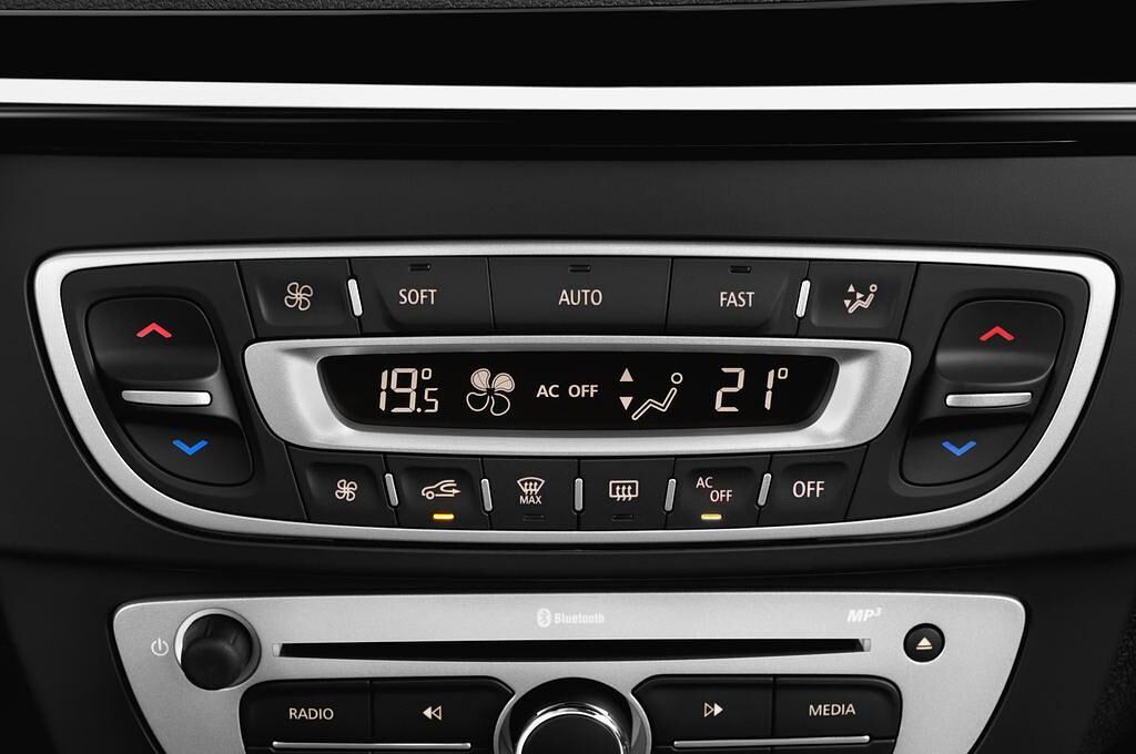 Renault Fluence (Baujahr 2013) Dynamique 4 Türen Temperatur und Klimaanlage