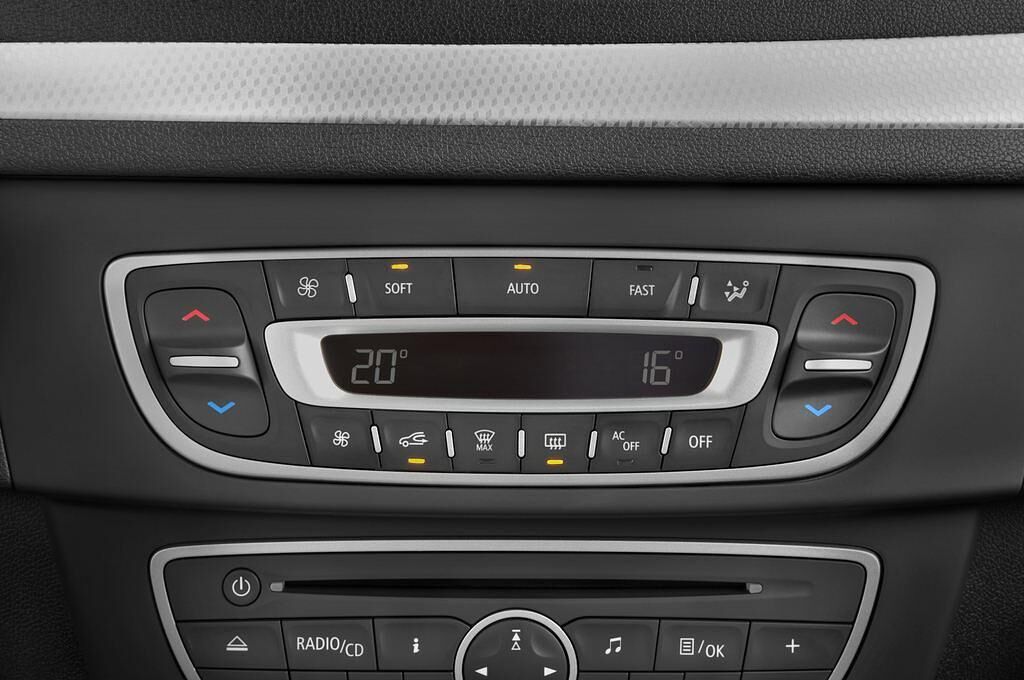 Renault Megane (Baujahr 2010) Coupe 3 Türen Temperatur und Klimaanlage