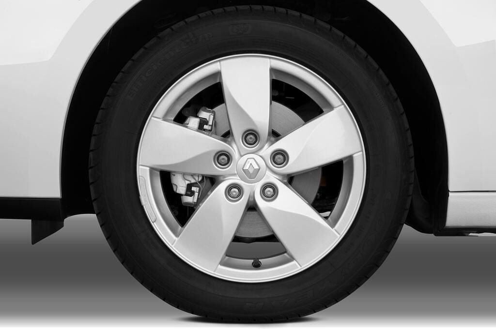 Renault Megane (Baujahr 2010) Coupe 3 Türen Reifen und Felge