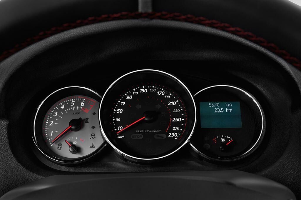 Renault Megane (Baujahr 2014) RS 265 3 Türen Tacho und Fahrerinstrumente
