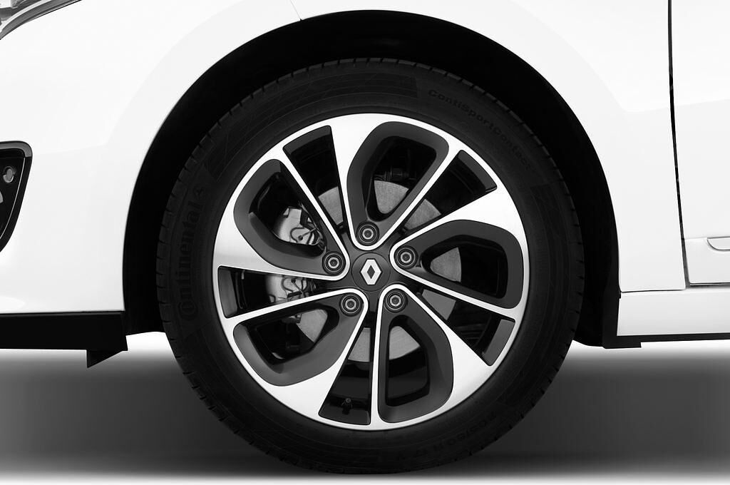 Renault Megane (Baujahr 2014) BOSE Edition 5 Türen Reifen und Felge