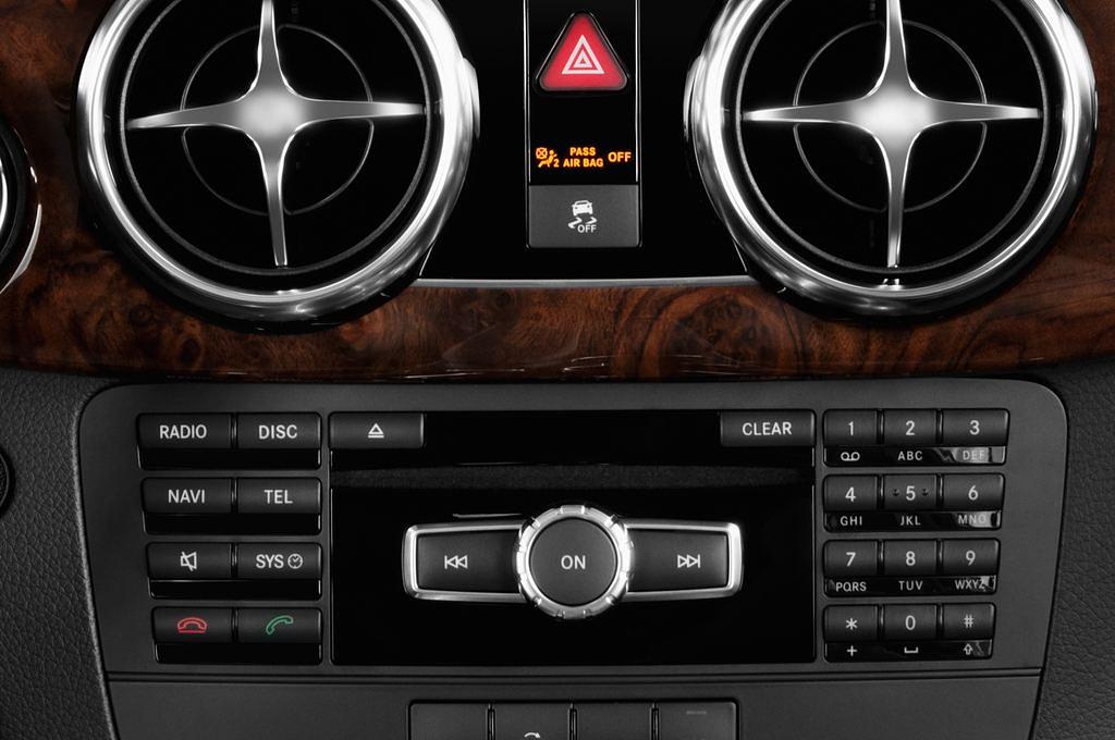 Mercedes GLK (Baujahr 2013) - 5 Türen Mittelkonsole