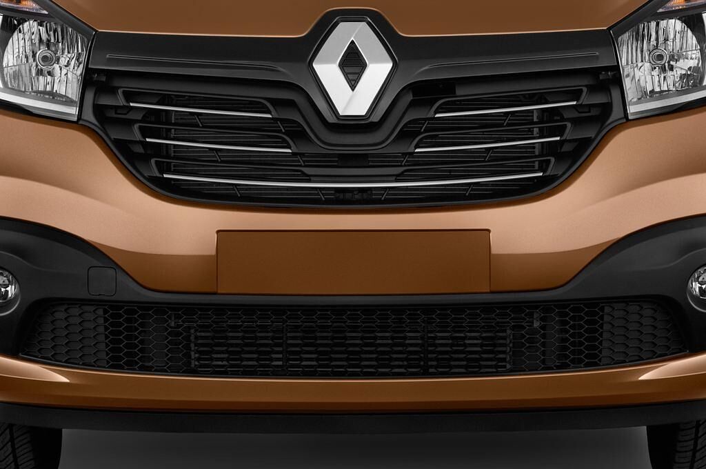 Renault Trafic (Baujahr 2014) Expression 5 Türen Kühlergrill und Scheinwerfer