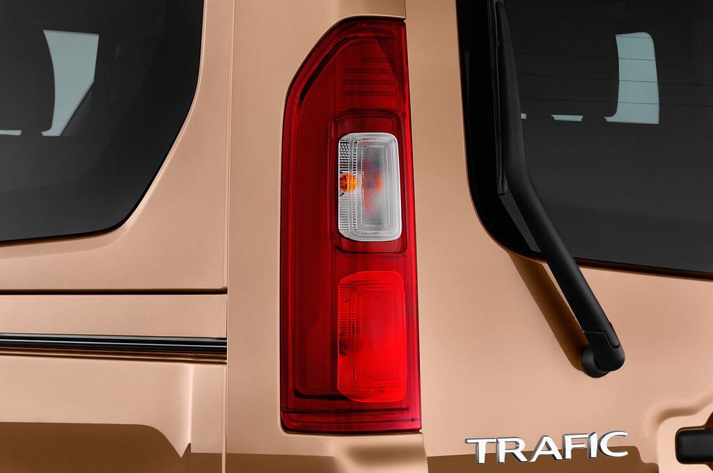 Renault Trafic (Baujahr 2014) Expression 5 Türen Rücklicht