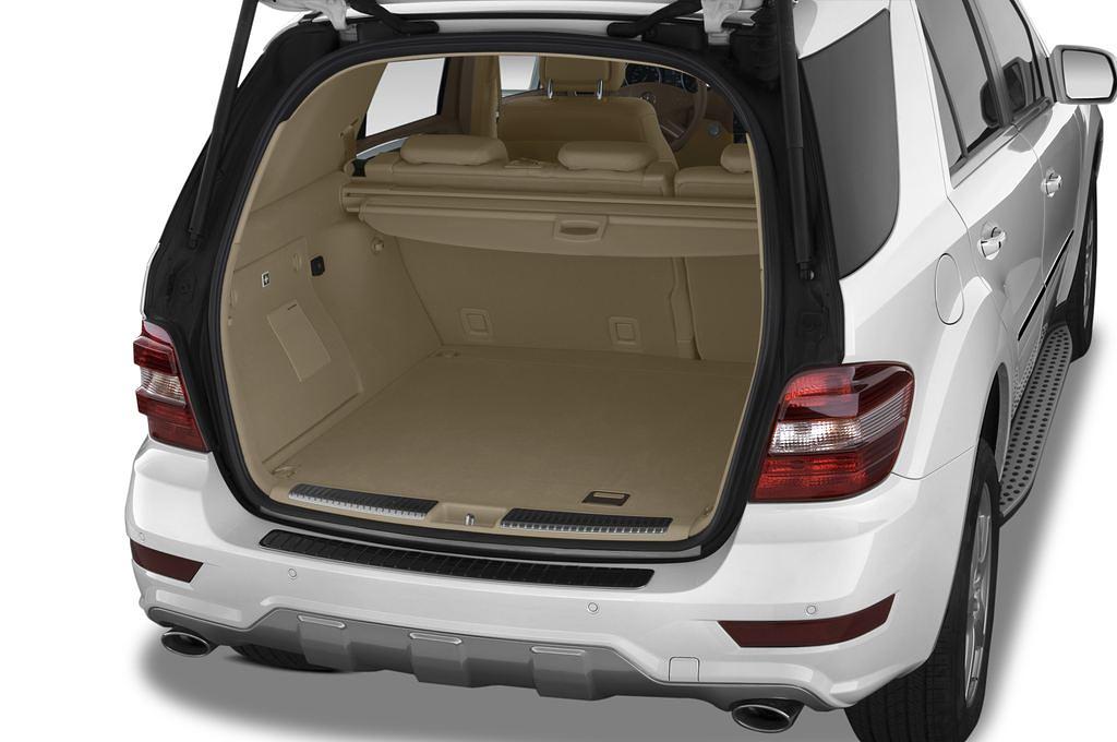 Mercedes M-Class (Baujahr 2011) 550 5 Türen Kofferraum