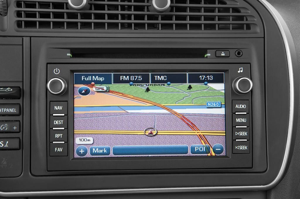 Saab 93 (Baujahr 2010) Vector 2 Türen Radio und Infotainmentsystem