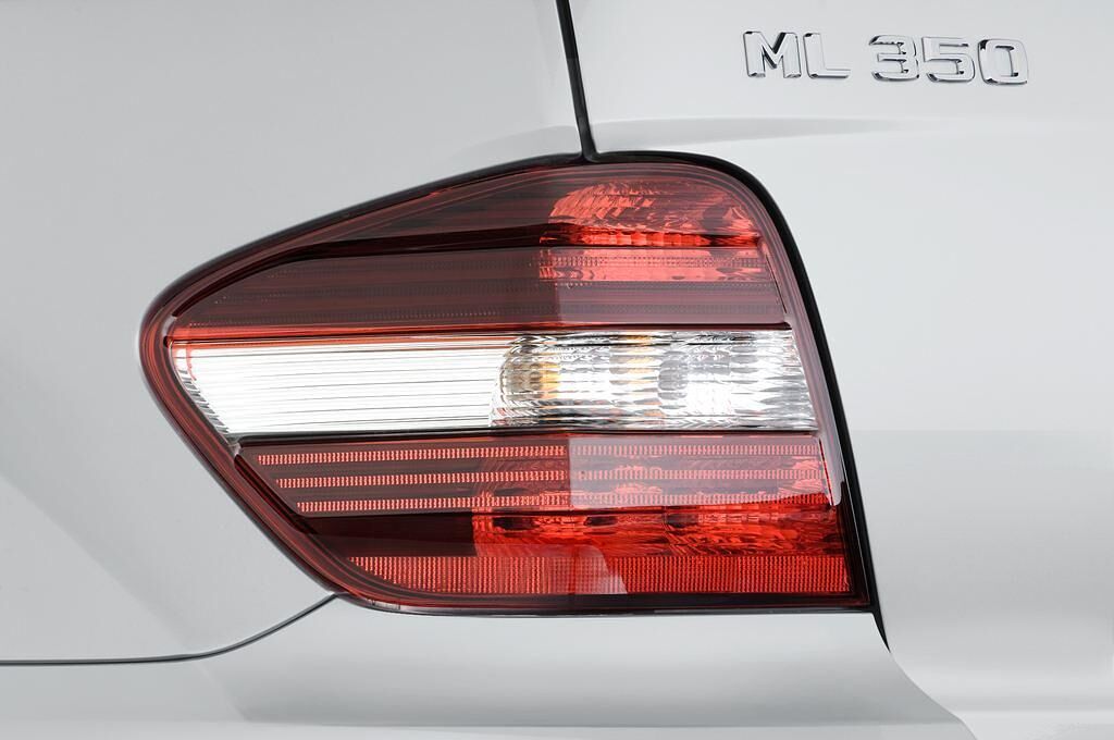 Mercedes M-Class (Baujahr 2011) 350 5 Türen Rücklicht