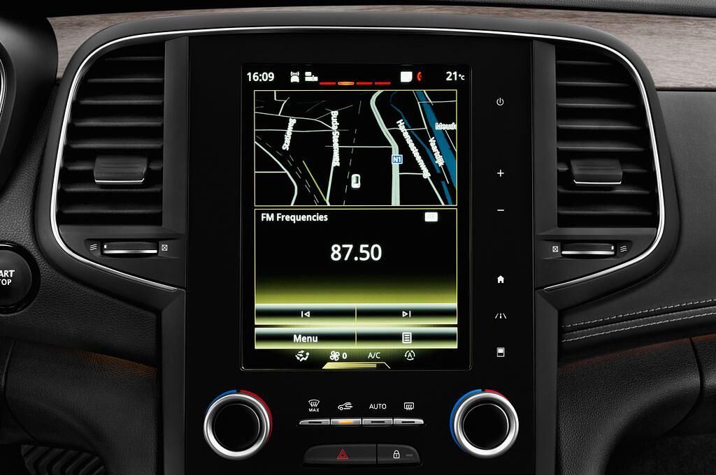 Renault Talisman Grandtour (Baujahr 2016) Initiale Paris 5 Türen Radio und Infotainmentsystem
