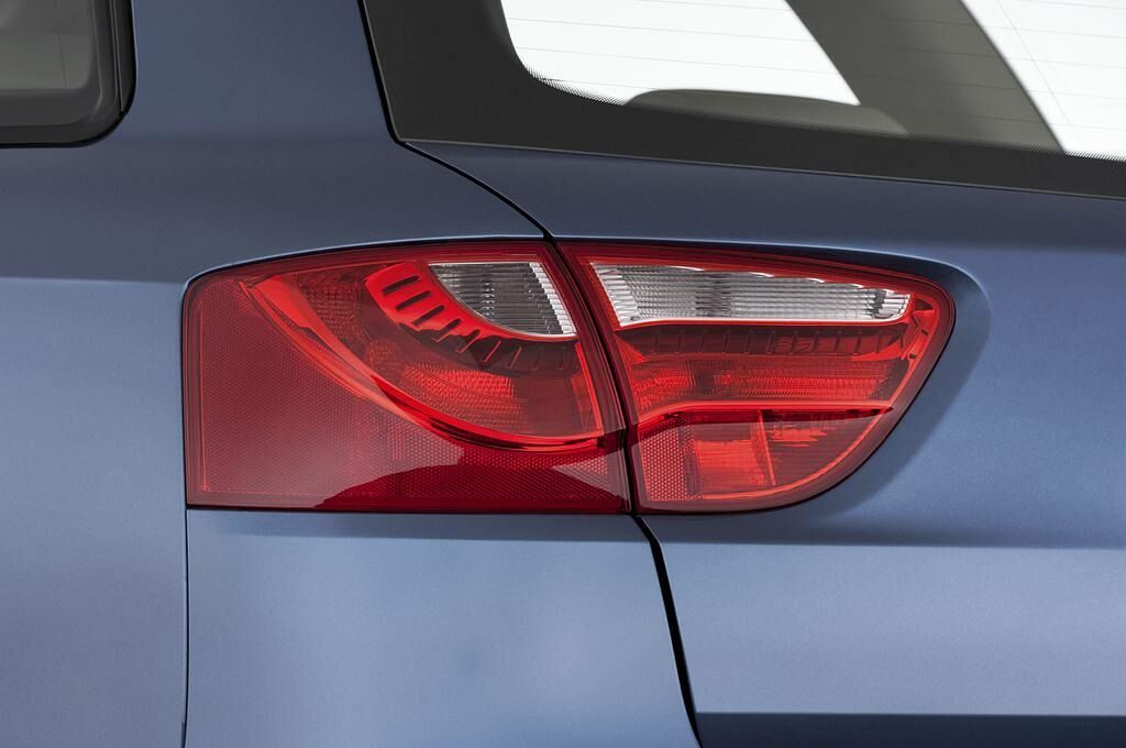 SEAT Exeo (Baujahr 2011) Style 5 Türen Rücklicht