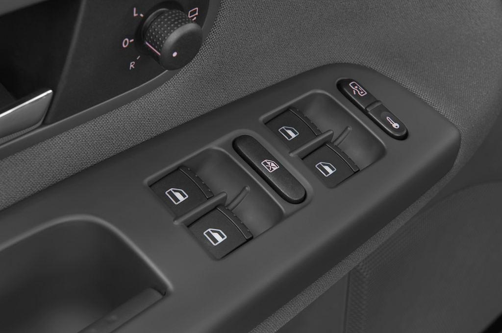 SEAT Alhambra (Baujahr 2010) Style 5 Türen Bedienungselemente Tür