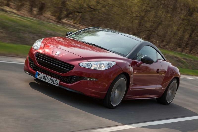 Der Peugeot RCZ 2.0 l HDi FAP ist 225 km/h schnell.