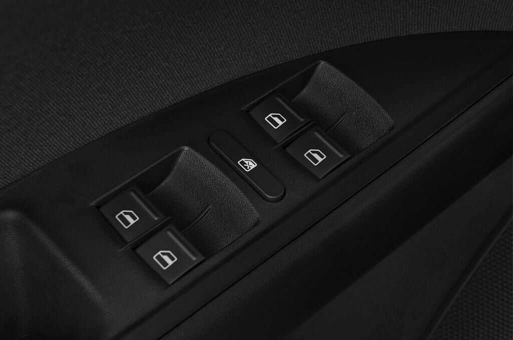 SEAT Altea (Baujahr 2011) Style 5 Türen Bedienungselemente Tür