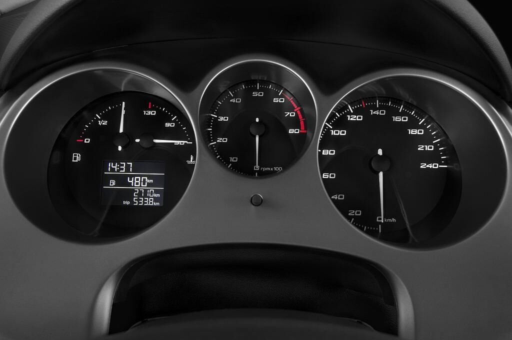 SEAT Altea (Baujahr 2011) Style 5 Türen Tacho und Fahrerinstrumente