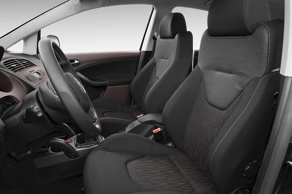 SEAT Altea Freetrack (Baujahr 2011) - 5 Türen Vordersitze