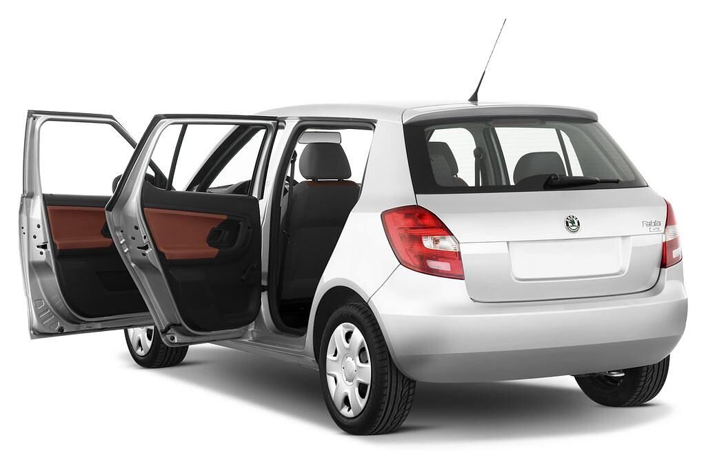 Skoda Fabia (Baujahr 2009) - 5 Türen Tür geöffnet