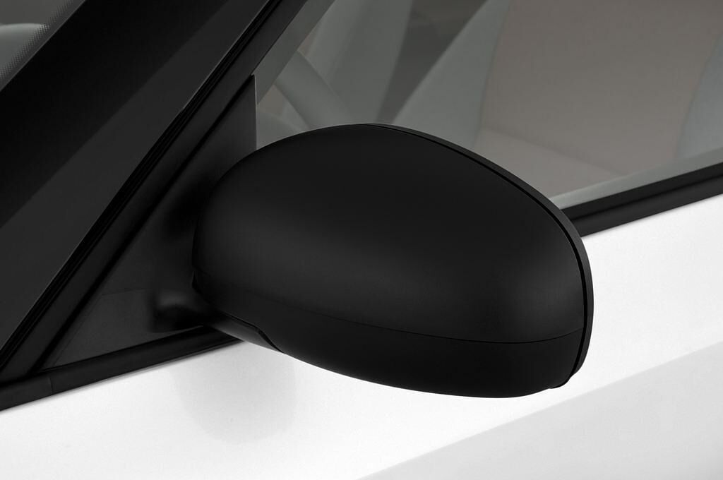 Skoda Fabia (Baujahr 2009) - 5 Türen Außenspiegel