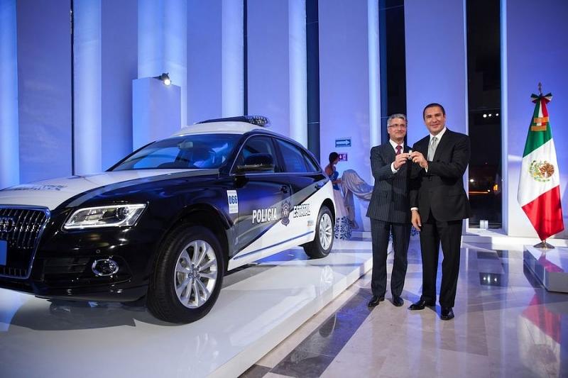 Grundsteinlegung für Audi-Werk in San José Chiapa, Mexiko: Für mehr als € 900 Mio. entstehen hier in den nächsten beiden Jahren nicht nur Karosseriebau, Lackiererei und Montage, sondern auch ein Presswerk. Ab Mitte 2016 soll dann die Nachfolgegenerat