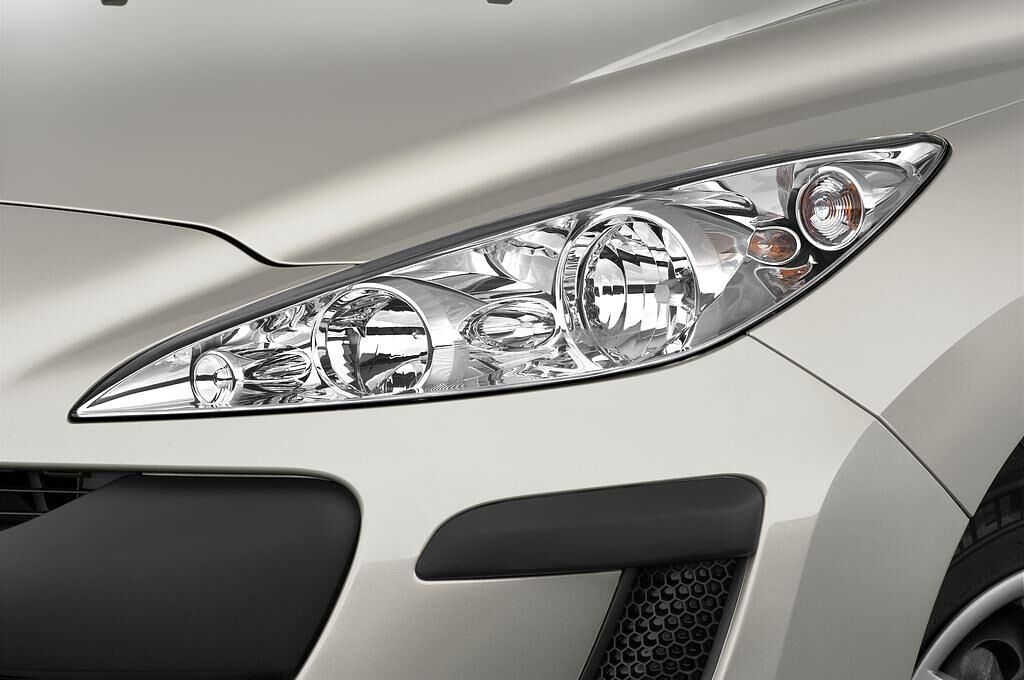 Peugeot 308 (Baujahr 2010) Filou 5 Türen Scheinwerfer