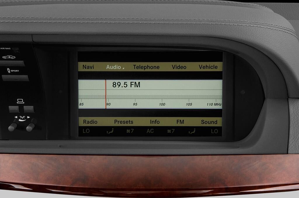 Mercedes S-Class (Baujahr 2010) - 4 Türen Radio und Infotainmentsystem