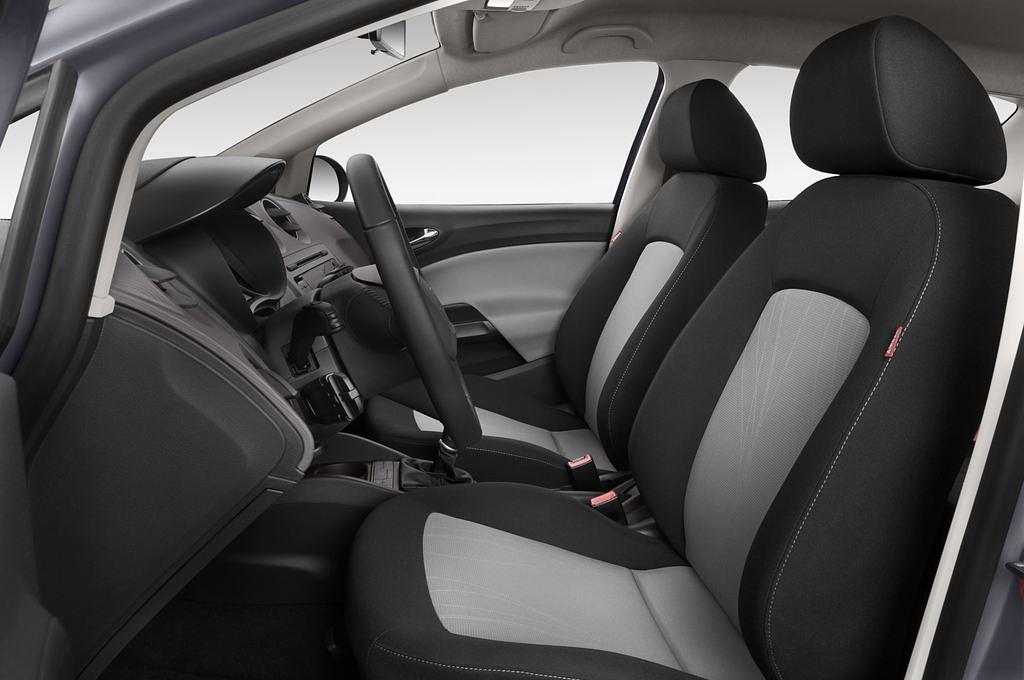 SEAT Ibiza ST (Baujahr 2013) Style 5 Türen Vordersitze