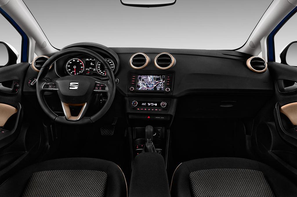 SEAT Ibiza ST (Baujahr 2016) Style 5 Türen Cockpit und Innenraum