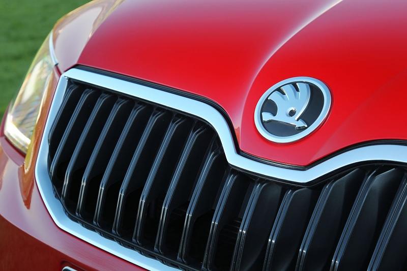 Der Skoda Octavia Combi 2013 trägt das typische Familiengesicht