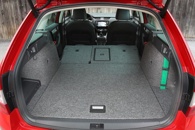Der Kofferraum des Skoda Octavia Combi 2013 fasst maximal 1.740 Liter