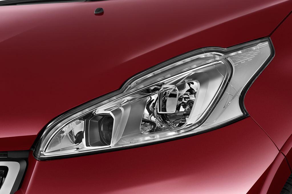 Peugeot 208 (Baujahr 2014) GTI 3 Türen Scheinwerfer