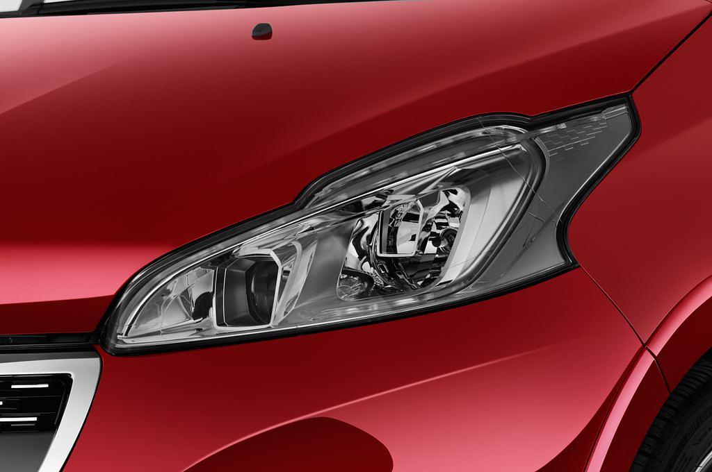 Peugeot 208 (Baujahr 2015) GTI 3 Türen Scheinwerfer