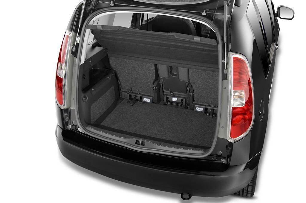 Skoda Roomster (Baujahr 2009) Comfort 5 Türen Kofferraum