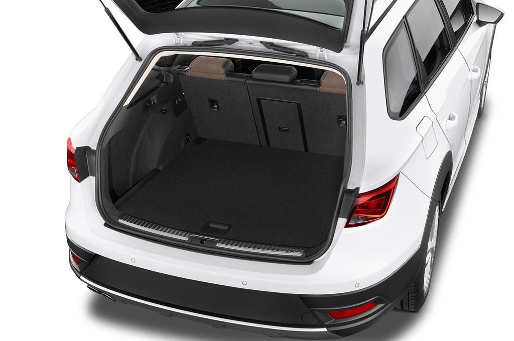 SEAT Leon (Baujahr 2015) X-Perience 5 Türen Kofferraum